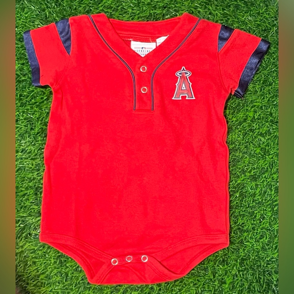Los Angeles Angels Bodysuit 18M Genuine Merchandise by Team Athletics